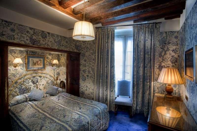 Hotel Fougere Párizs Szoba fotó